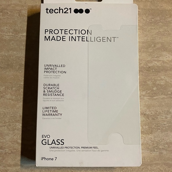 iPhone 7 Glass Screen Protector - Picture 1 of 3
